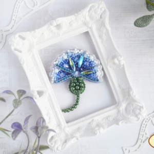 Tela Artis Brooch Making Kit - Cornflower - Image 1