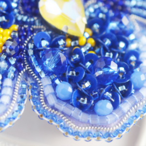 Tela Artis Brooch Making Kit - Sapphire Iris - Image 3
