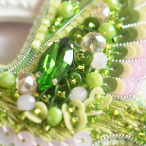 Tela Artis Brooch Making Kit - Humming Bird Olivia - Image 2