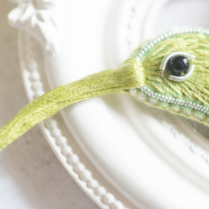 Tela Artis Brooch Making Kit - Humming Bird Olivia - Image 4