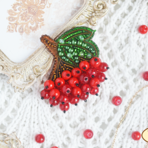 Tela Artis Brooch Making Kit - Viburnum - Image 1