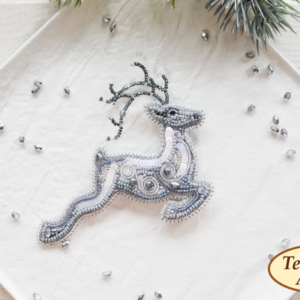 Tela Artis Brooch Making Kit - Deer - Image 1